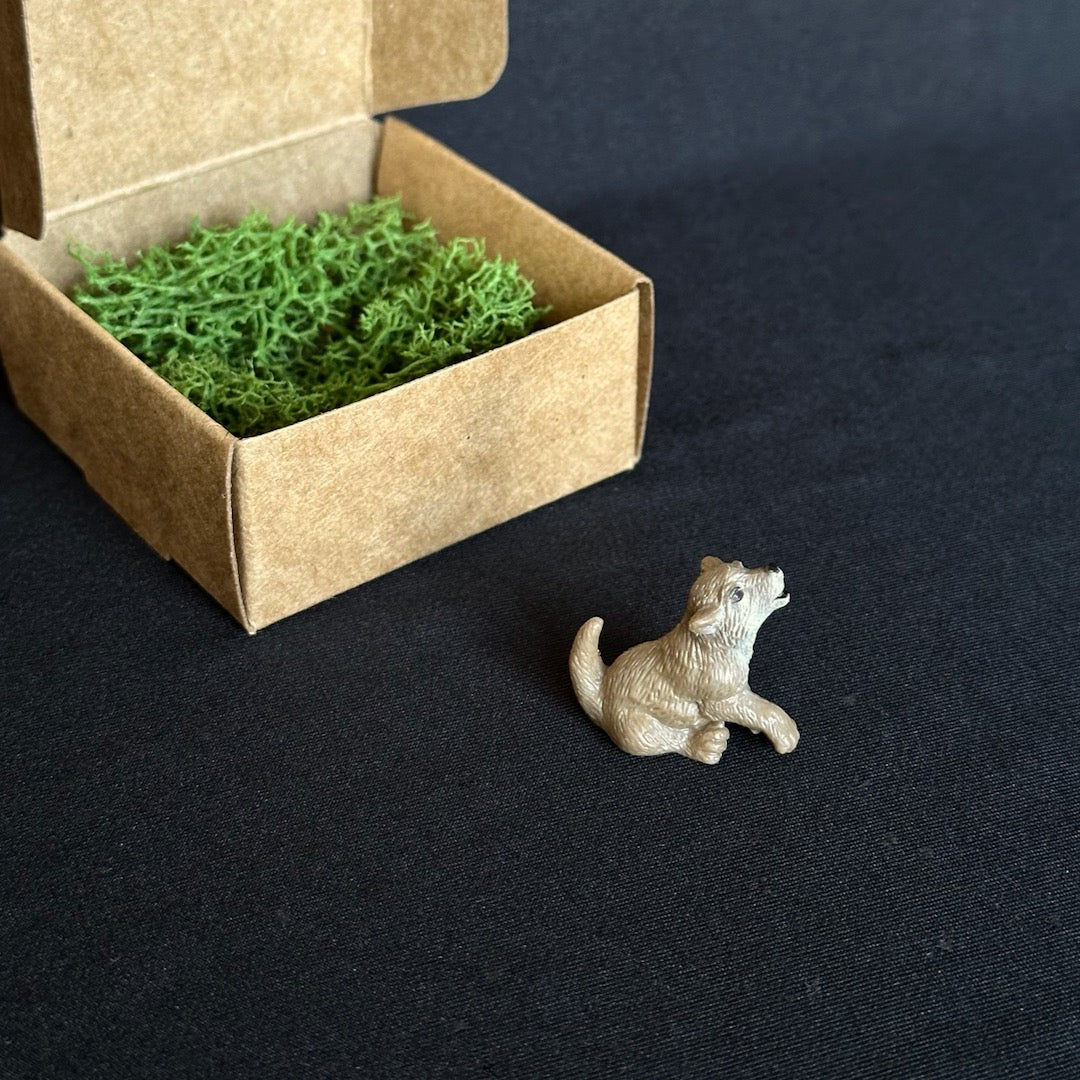 Wolf and Moss Mini