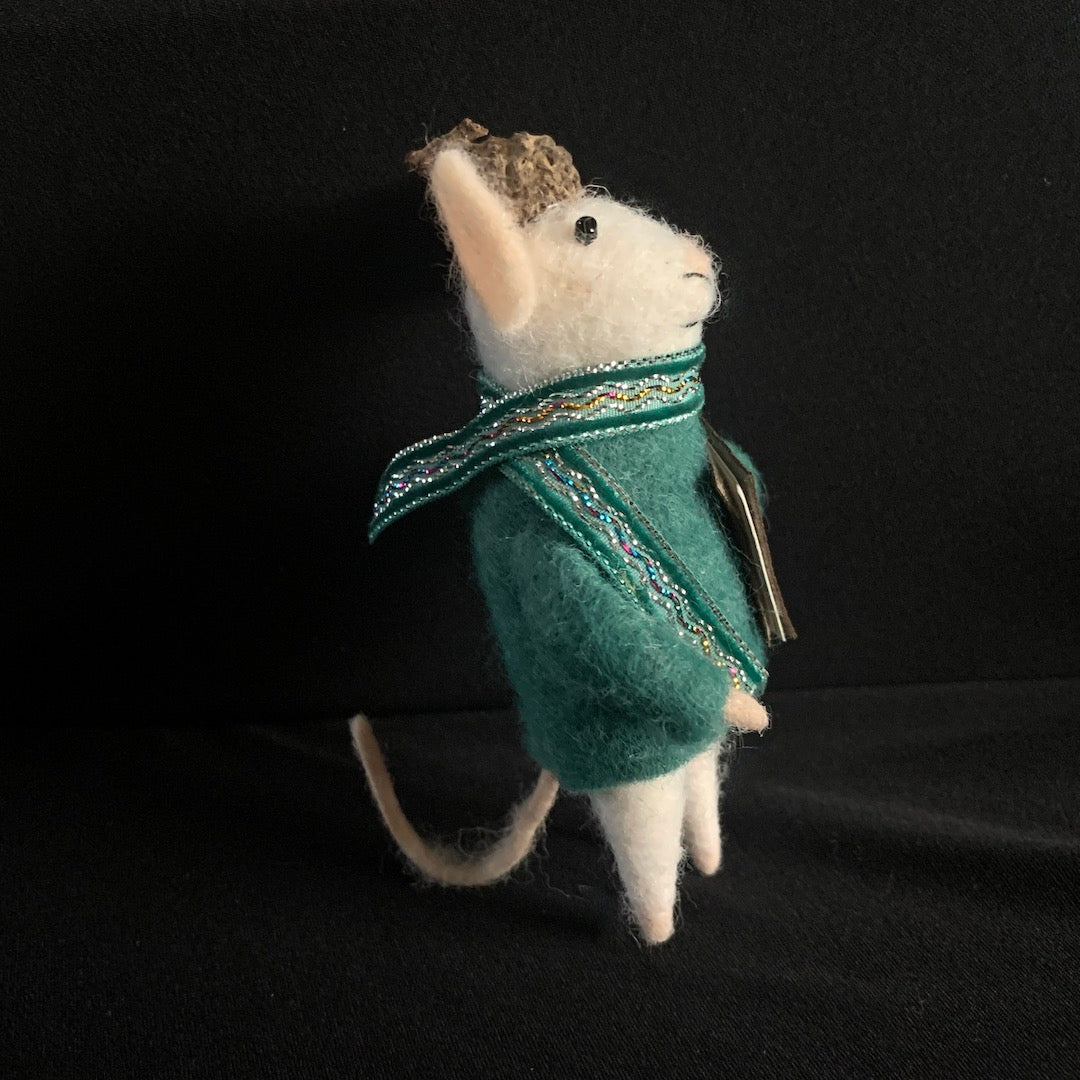 Bertrand - Felt Mouse with Book
