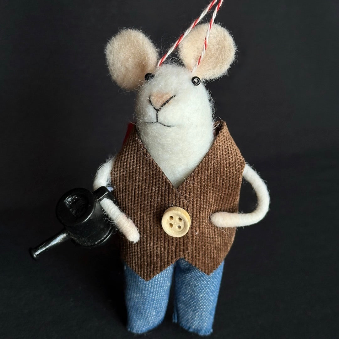 Wendall - Felt Mouse with Watering Can