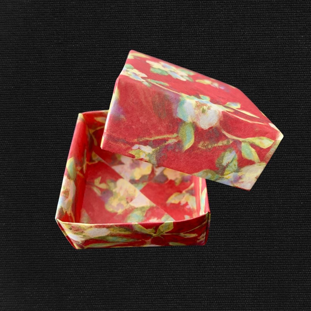Elaborate Box with Ladybug