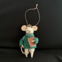 Load image into Gallery viewer, Bertrand - Felt Mouse with Book

