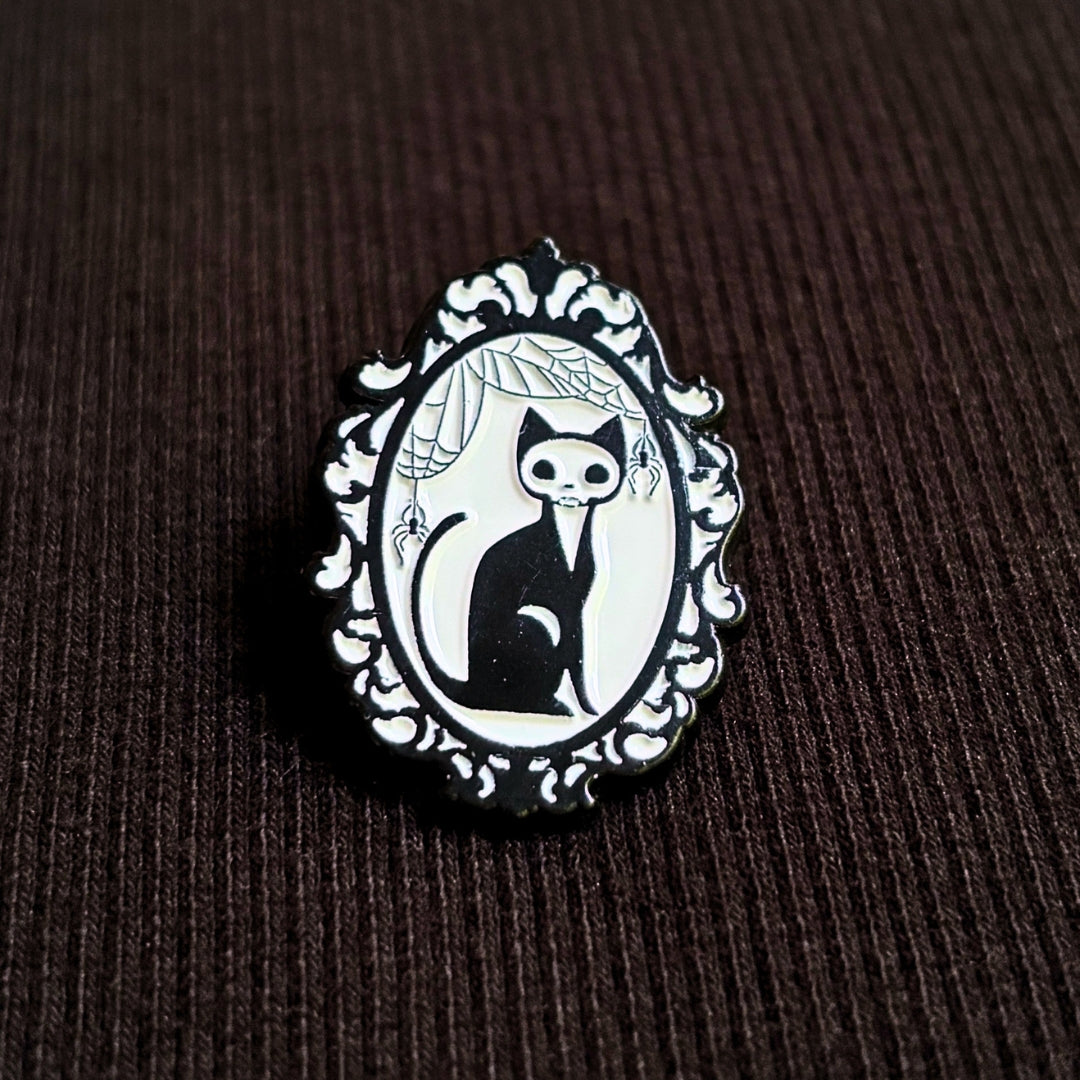 Skelly Cat Brooch - Special Spooky-Season Gift