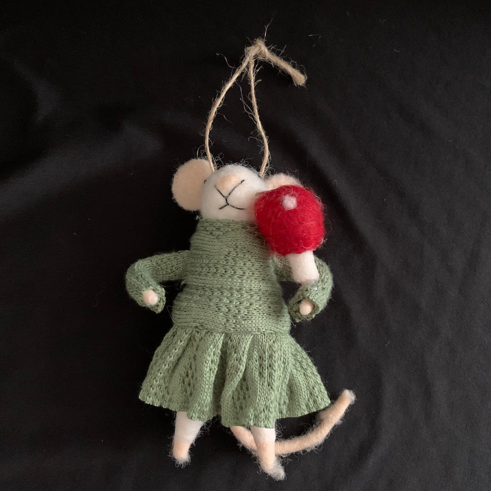 Matilda - Felt Mouse with Mushroom