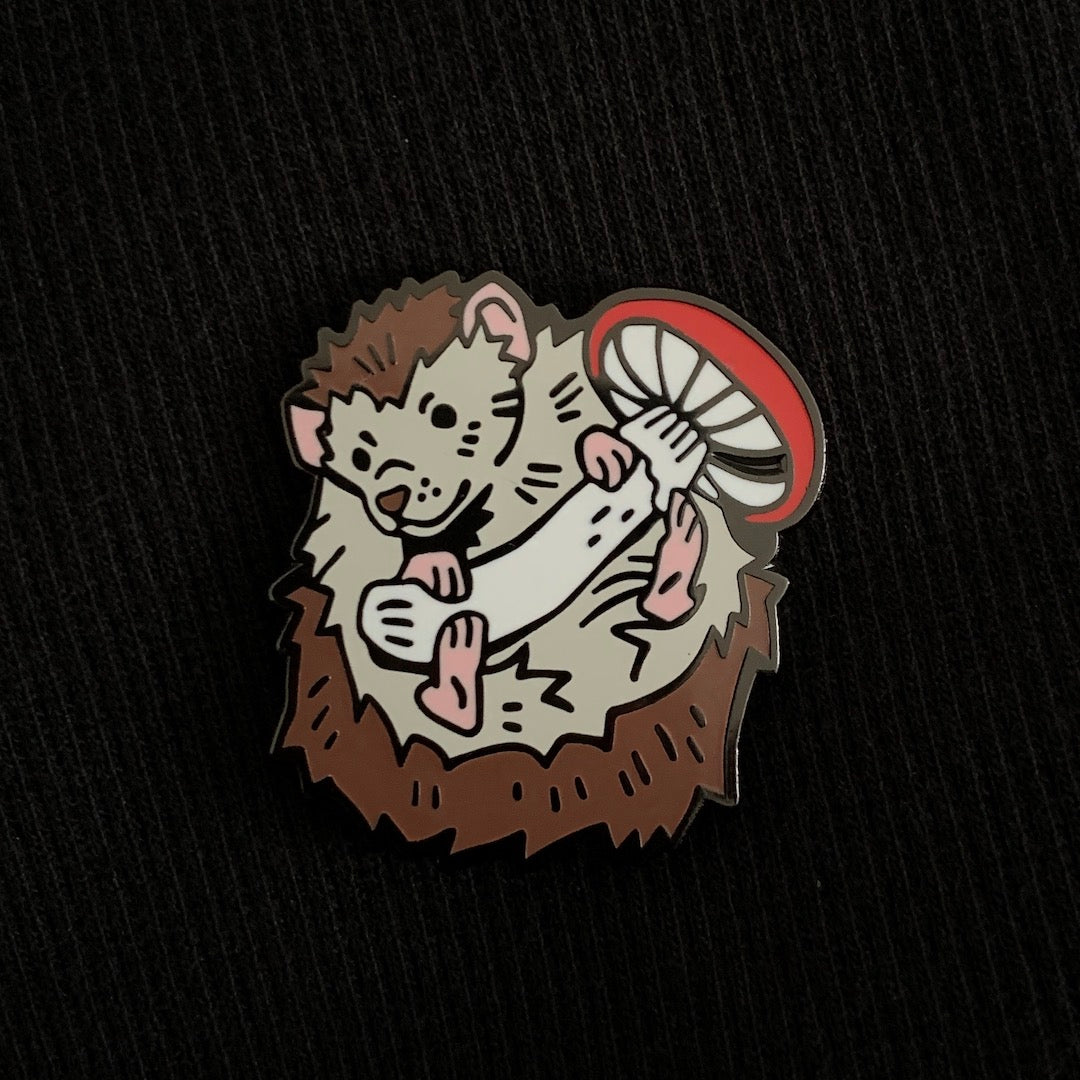 Hedgehog Needle Minder - Magnetic Enamel Brooch