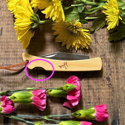 Shaping Knife - Folding Wooden Pocketknife