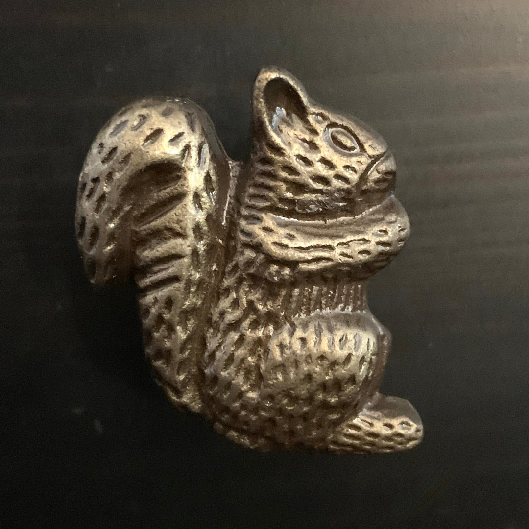 Squirrel Drawer Pull - Cabinet Knob Hardware