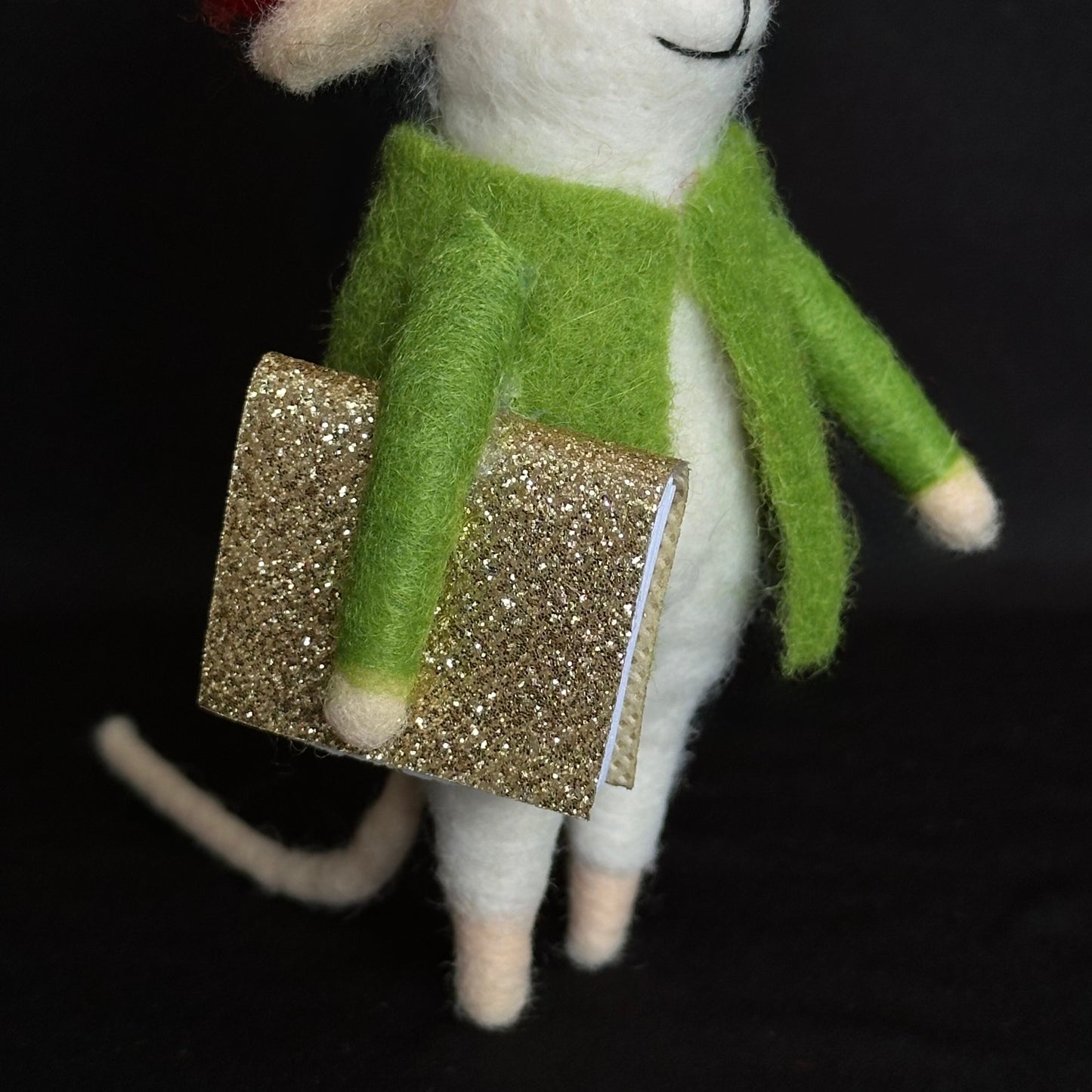 Theo - Felt Mouse with Toadstool Hat