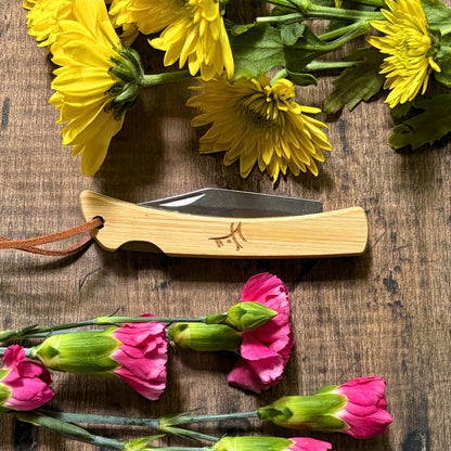 Shaping Knife - Folding Wooden Pocketknife