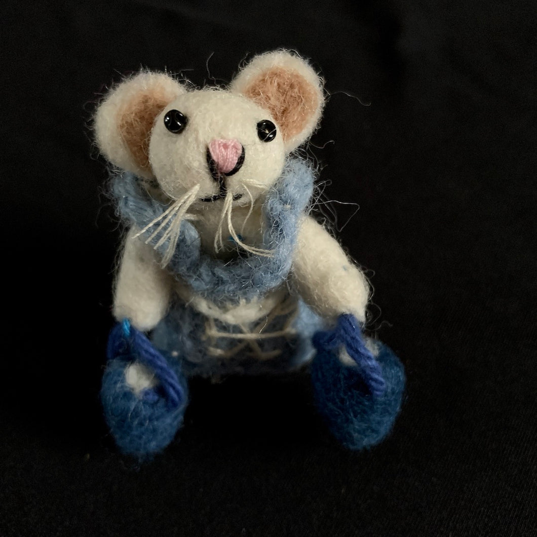 Milkmaid Mouse - Felted Mouse Ornament